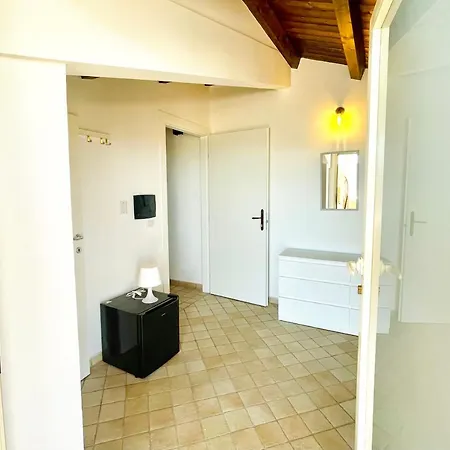 Dimora La Torre Apartment *